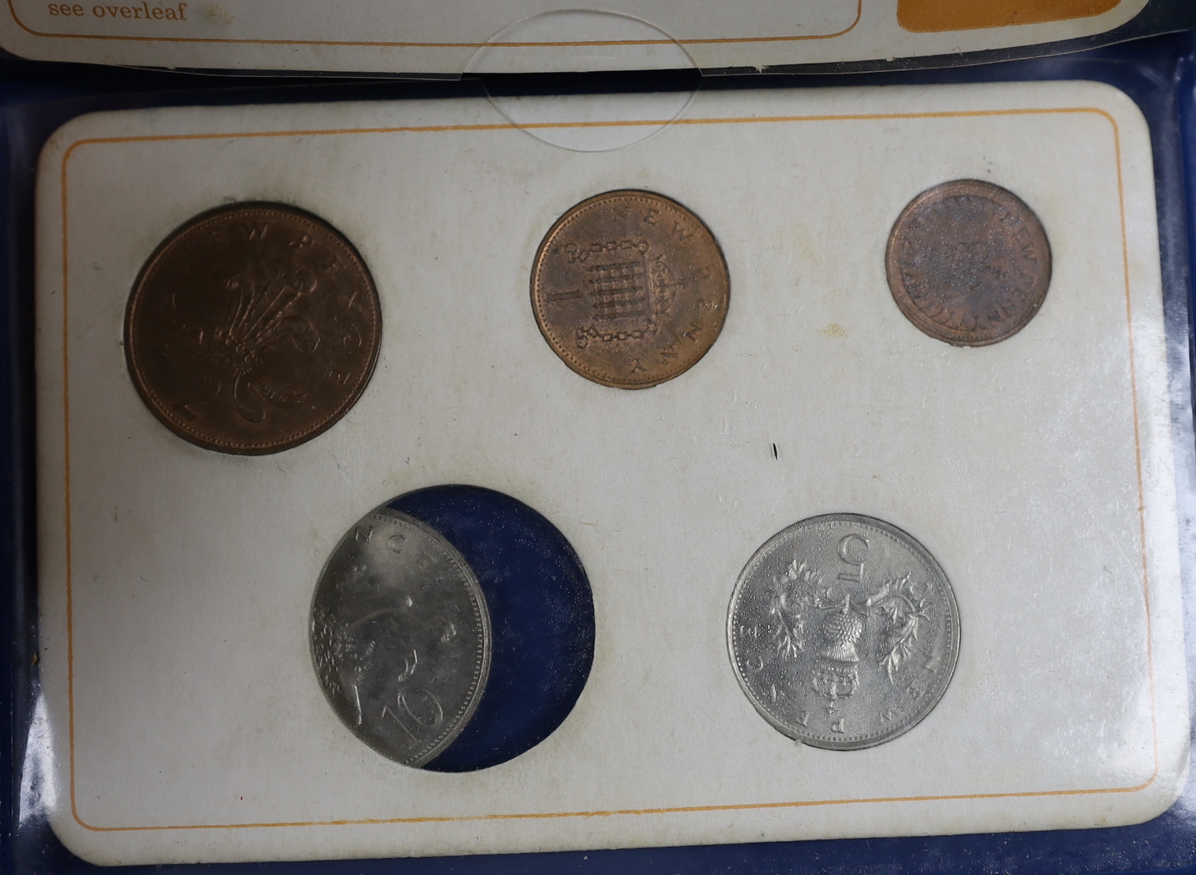 World coins, tokens and commemorative medals, 18th century to present day